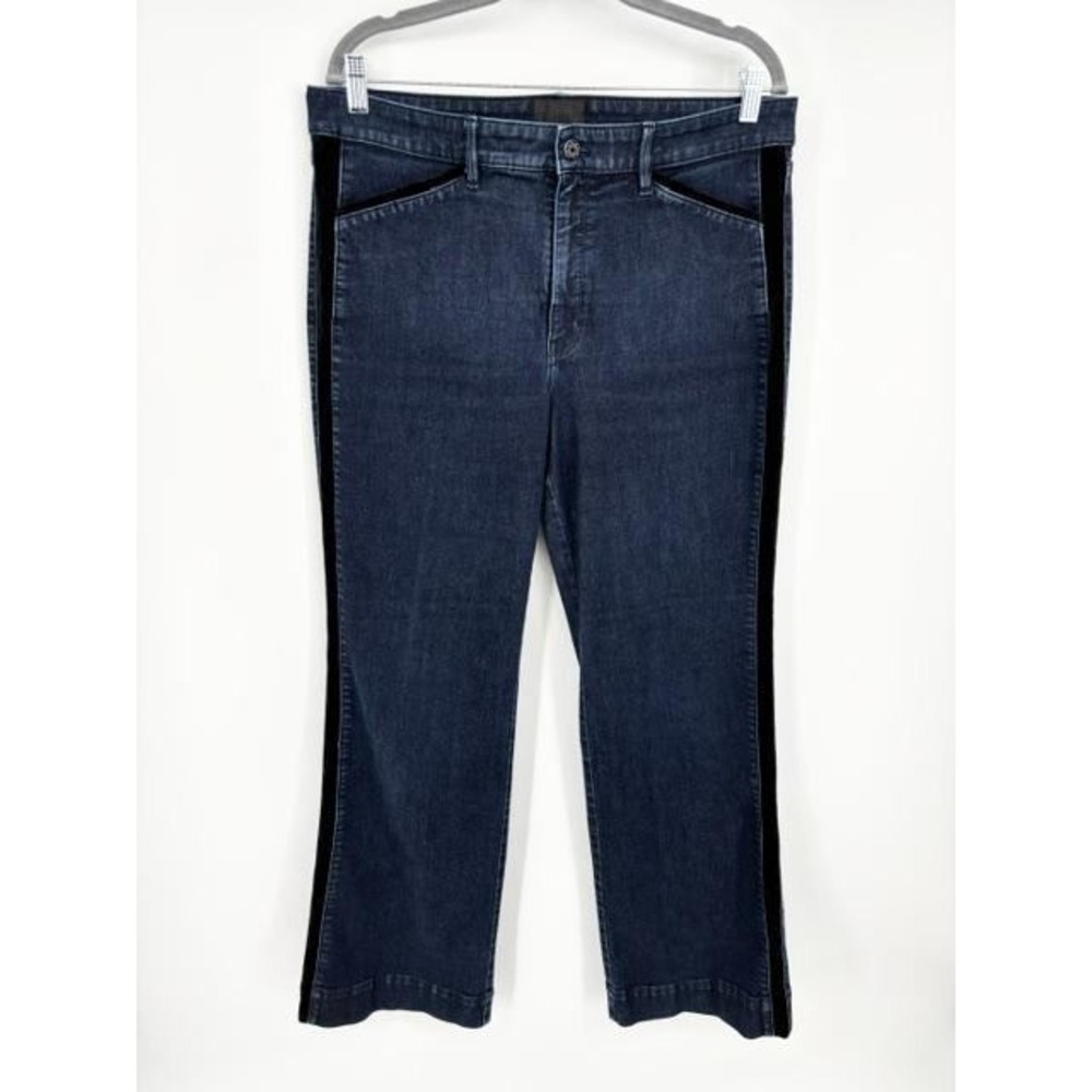 WHBM Extra High Rise Trouser Sculpt Jeans Velvet Stripe Dark Wash Blue
Size 14